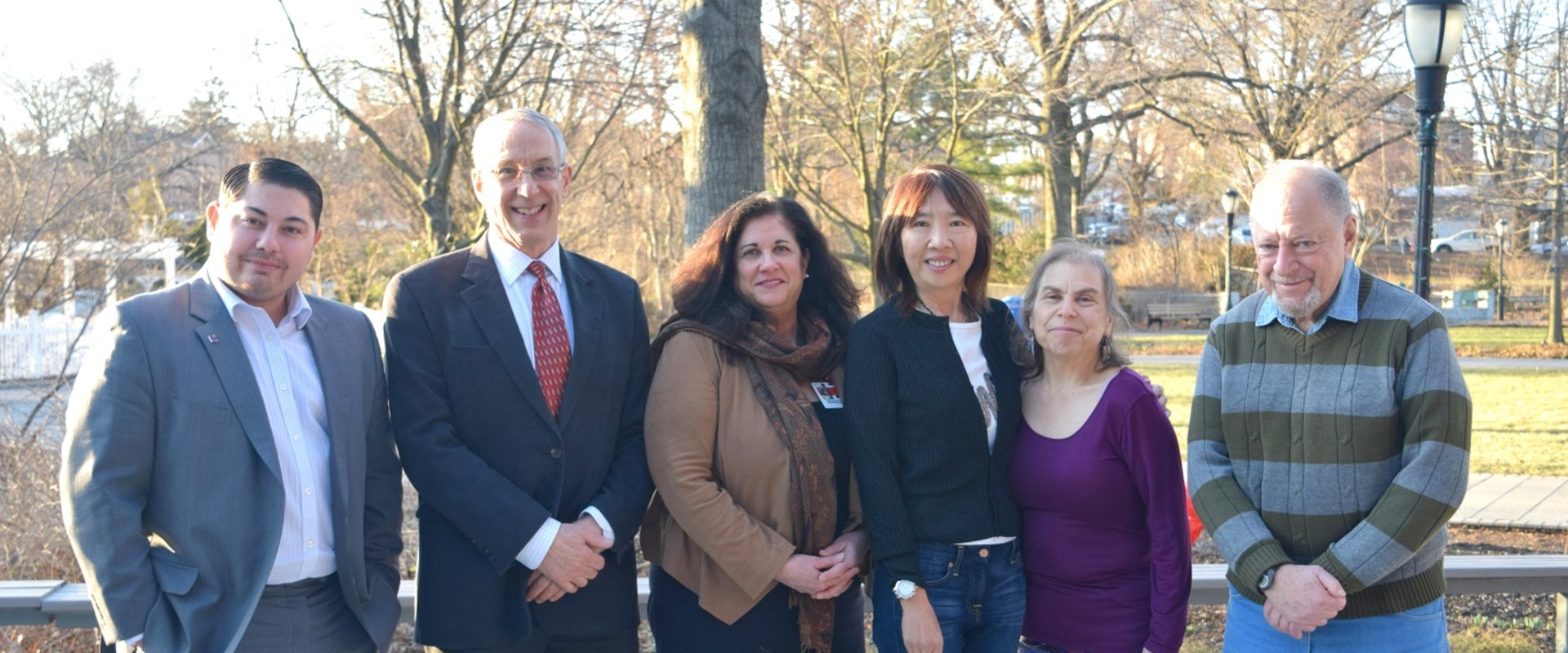Who is the Vice-Chairperson of the Community Board in Flushing, NY?